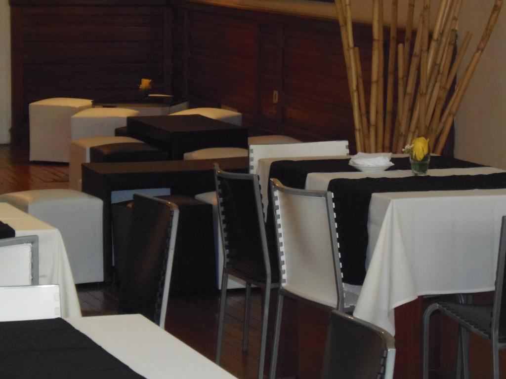 Plaza Fuerte Hotel Montevideo Bagian luar foto